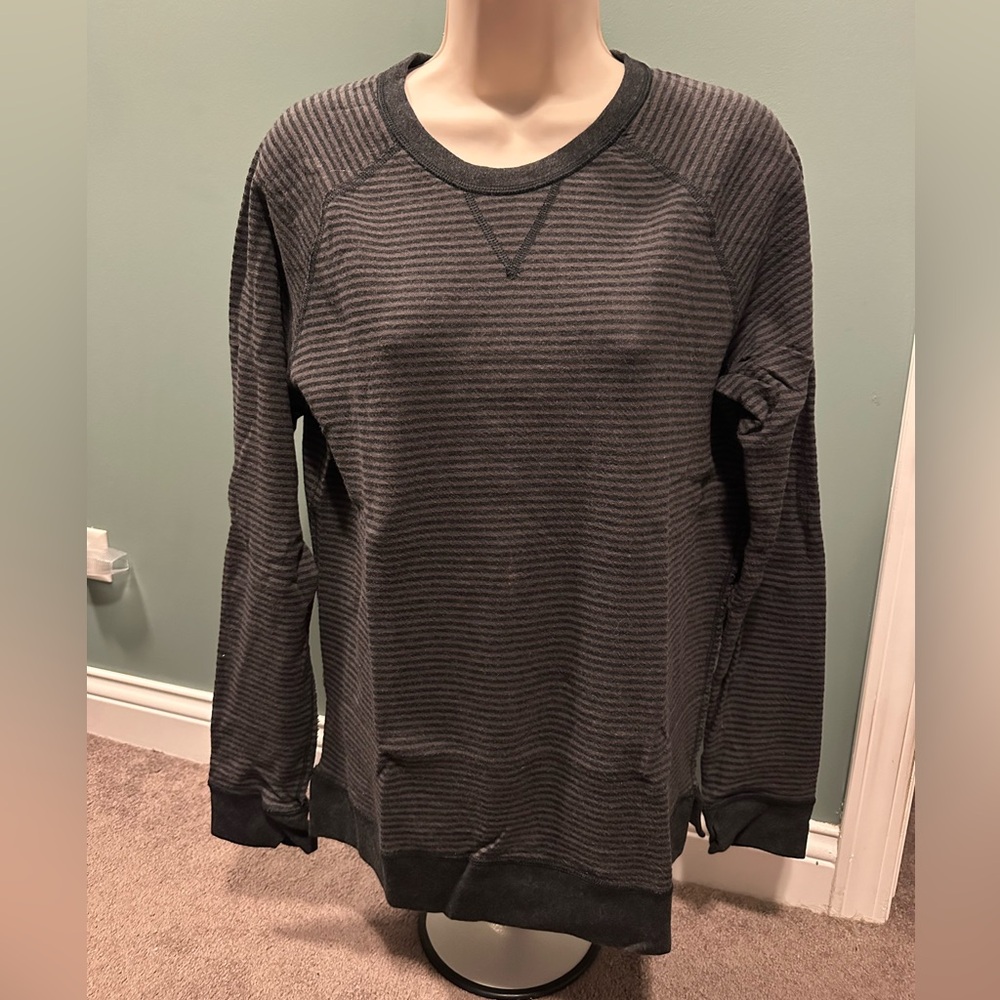 Lululemon Grey Striped Long Sleeve Top open your heart size 8